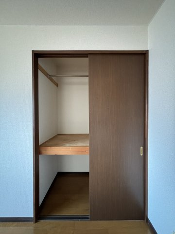 シャトレー千野の収納
