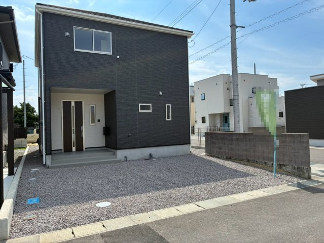 丸亀市津森町　新築戸建の外観