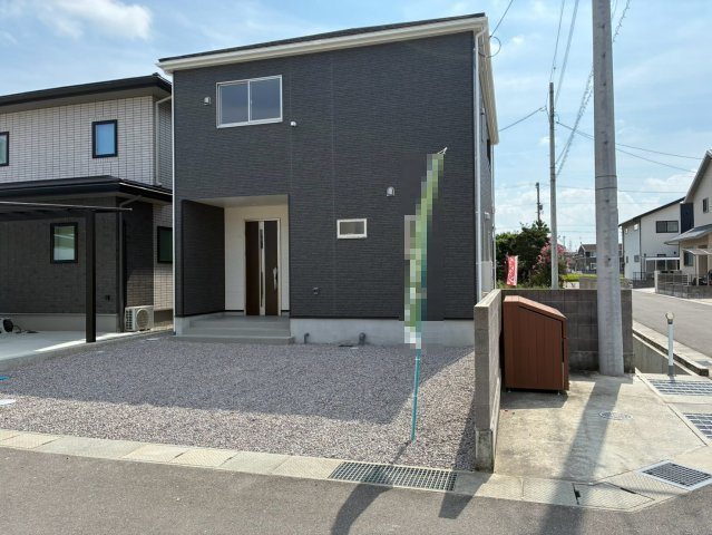 丸亀市津森町　新築戸建の外観