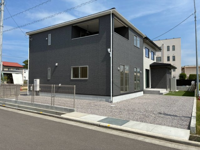 丸亀市津森町　新築戸建の外観