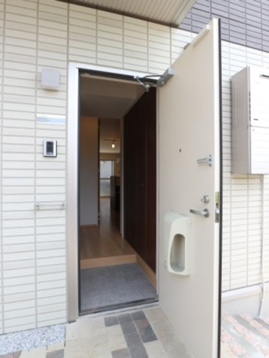 コンフォールコートⅡの玄関