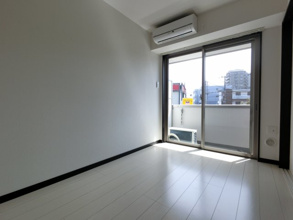 【洋室】 | WEST COURT SOGA