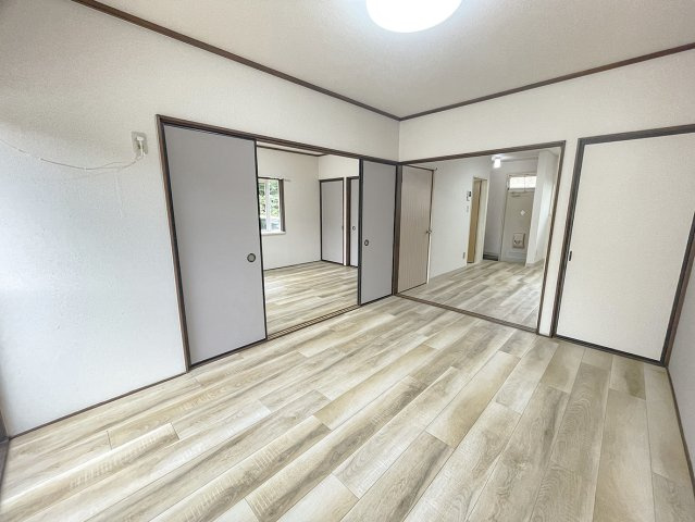 【居間・リビング】