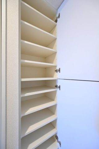 ステージグランデ三軒茶屋アジールコートの収納
