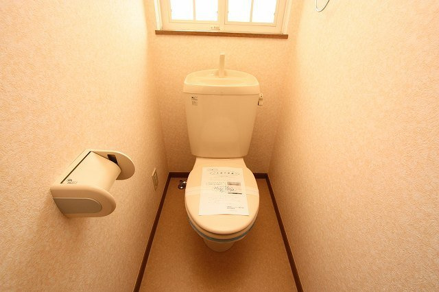 サンセール・Ⅴのトイレ|落ち着いたトイレです