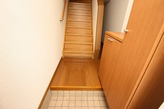 サンセール・Ⅴの玄関|きれいな玄関です