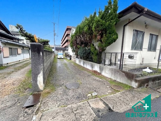 ●奈良市紀寺町　第3期　新築一戸建ての前面道路含む現地写真|駅やスーパー、小学校・中学校等日常生活に欠かせない情報や道のりもご紹介いたしますのでお気軽にご相談ください。