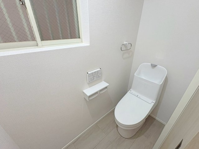 中古住宅　城前町１丁目のトイレ|1F