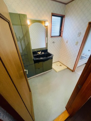 小山市羽川　中古戸建　の脱衣所
