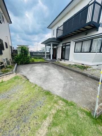 小山市羽川　中古戸建　の庭