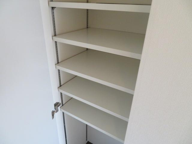 名古屋市瑞穂区膳棚町１丁目の賃貸マンションの収納