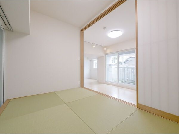 名古屋市瑞穂区膳棚町１丁目の賃貸マンションの和室