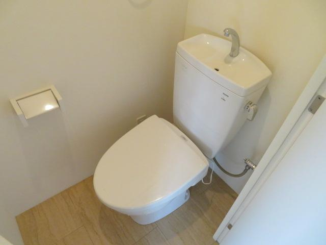 名古屋市瑞穂区膳棚町１丁目の賃貸マンションのトイレ