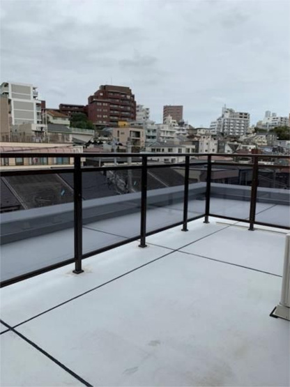 【バルコニー】メイクスデザイン学習院下