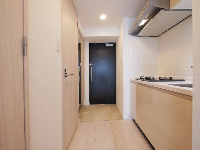 S-RESIDENCE高井田Centralの玄関