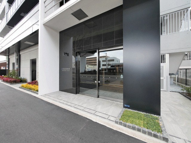 S-RESIDENCE高井田Centralのエントランス