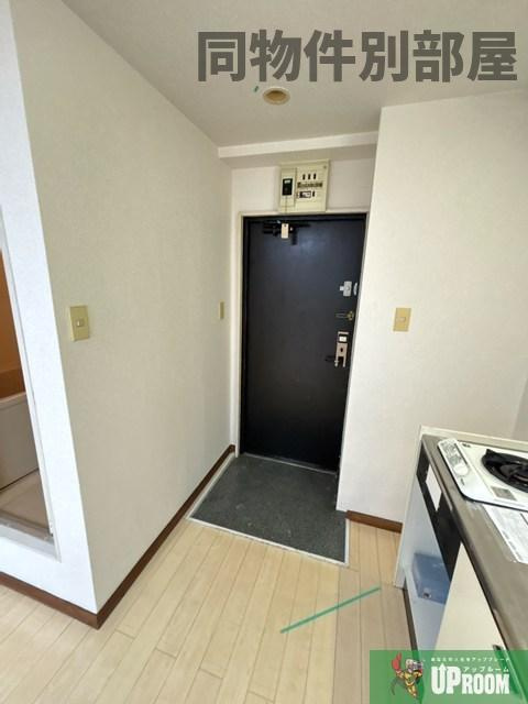 クリエイティブハウスの玄関