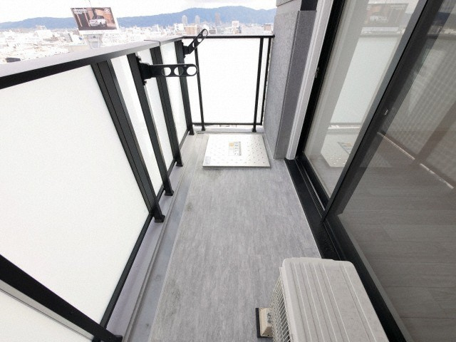 S-RESIDENCE高井田Centralのバルコニー