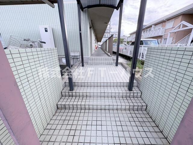 グリーンヒル夏見Ⅲのエントランス