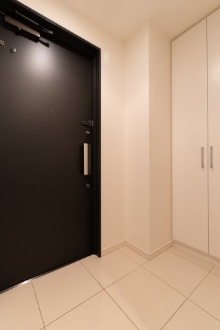 リバーサイドタワー中之島の玄関