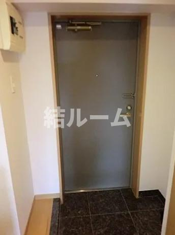 中野区野方６丁目の賃貸マンションの玄関