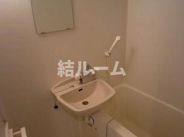 中野区野方６丁目の賃貸マンションの浴室