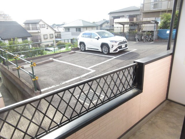 ラトゥール諏訪坂のバルコニー|別部屋写真となっております。