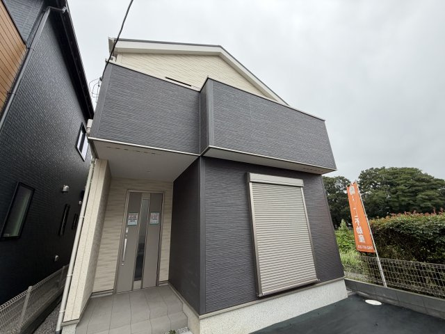 所沢市下安松新築2棟の外観