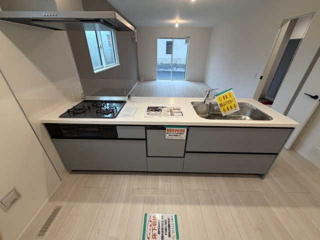 所沢市下安松新築2棟のキッチン