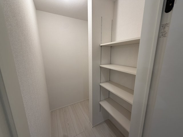 所沢市下安松新築2棟の収納