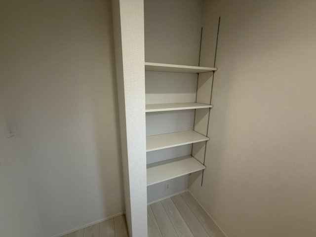 所沢市下安松新築2棟の収納