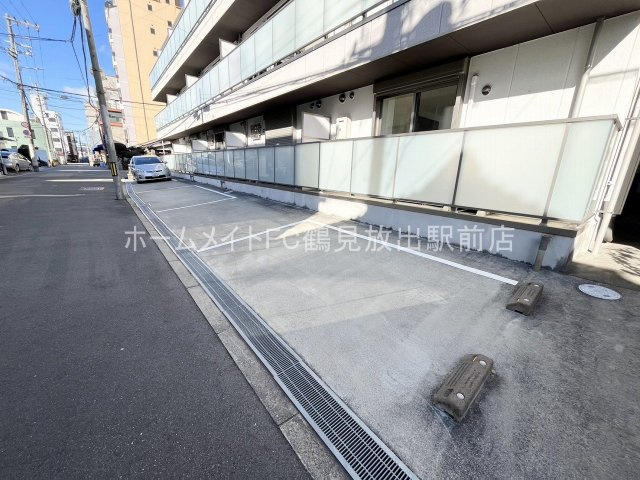 大阪市城東区永田４丁目の賃貸マンションの駐車場
