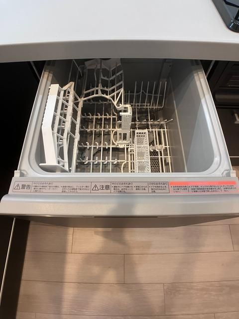 関目グリーンハイツＡ棟のキッチン|家事の時短につながるだけでなく、水の使い過ぎも防げます。 また、一般的には手洗いよりも綺麗に洗えると言われており衛生的です。