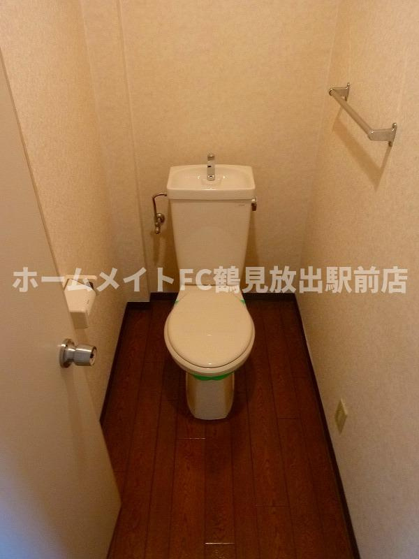 東大阪市森河内東２丁目の賃貸マンションのトイレ