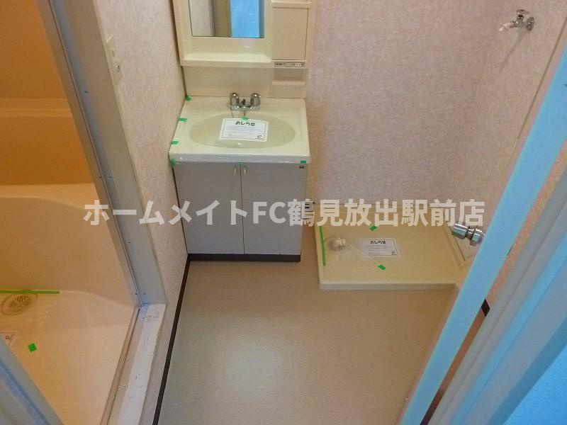 東大阪市森河内東２丁目の賃貸マンションの洗面所