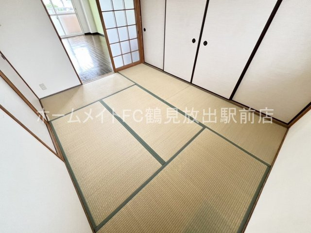 東大阪市森河内東２丁目の賃貸マンションの和室