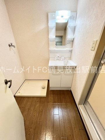 東大阪市森河内東２丁目の賃貸マンションの洗面所