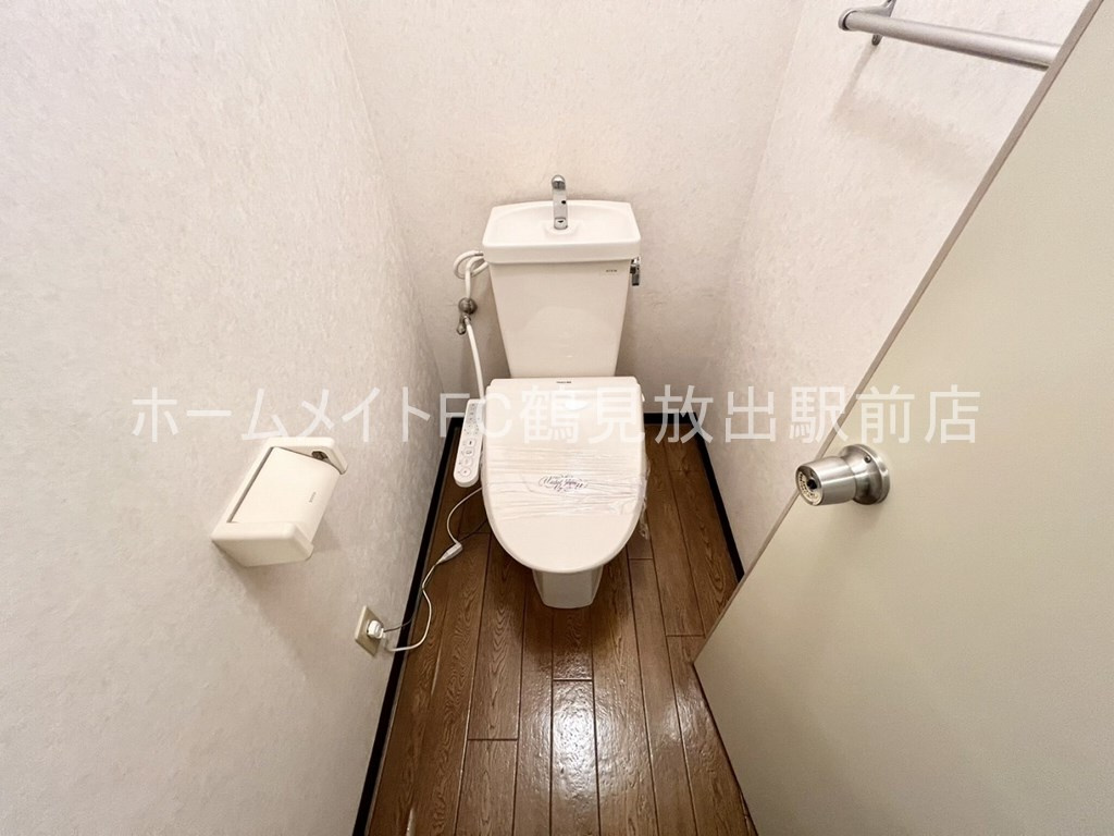 東大阪市森河内東２丁目の賃貸マンションのトイレ