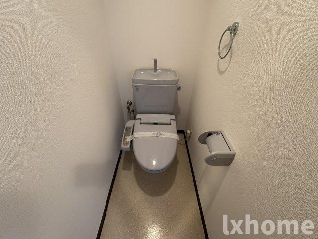 アライブ千里丘のトイレ|清潔感のあるトイレです