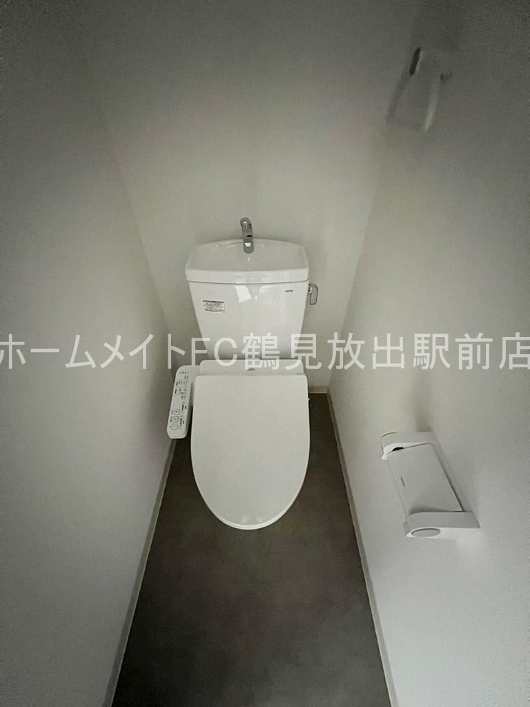大阪市城東区放出西２丁目の賃貸マンションのトイレ