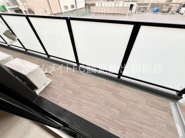 大阪市城東区放出西２丁目の賃貸マンションのバルコニー