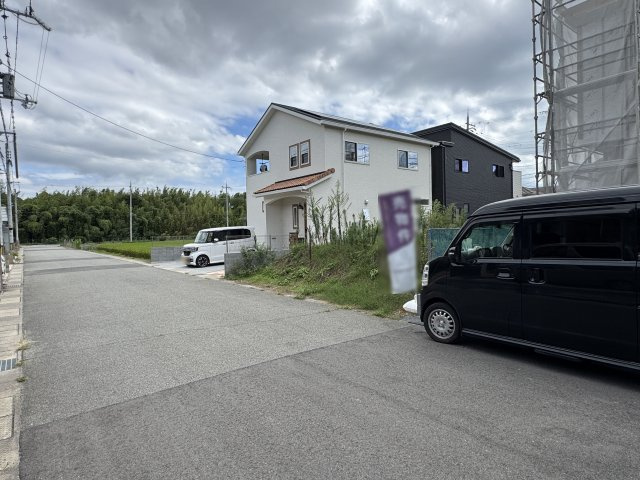 明石市大久保町松陰山手新築戸建２号棟の前面道路含む現地写真