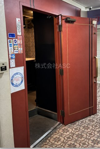 京橋吉川ビルの内装