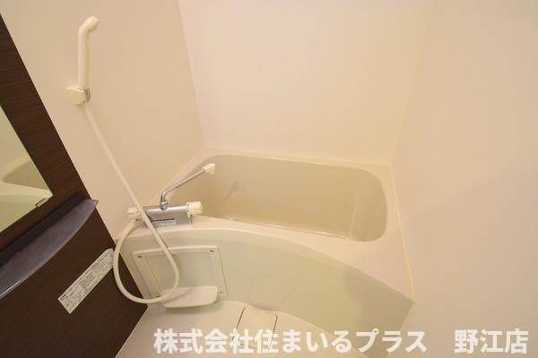 リブリ・フェリアードの浴室