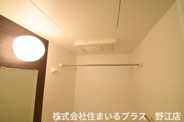 リブリ・フェリアードの設備