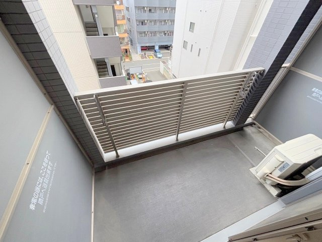 エグゼ北大阪のバルコニー