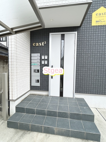 east2のエントランス