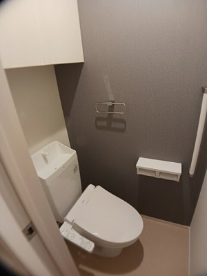 【トイレ】 | ルクール | 清潔感のあるトイレです