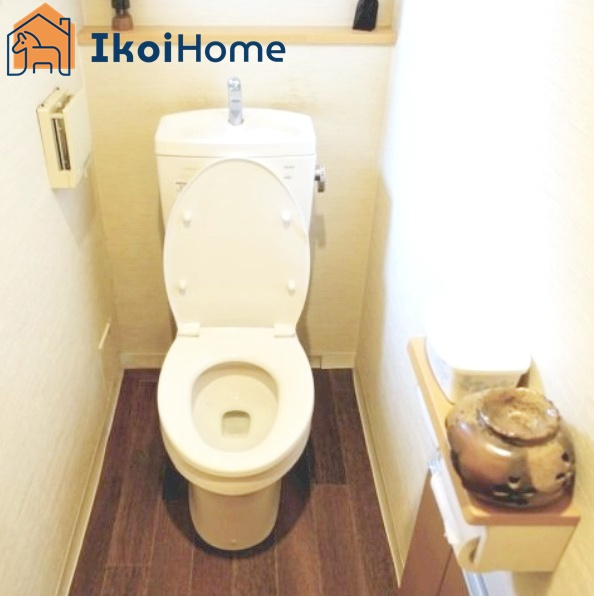 神戸市西区玉津町出合　中古戸建のトイレ|●年中無休：当日予約可●トイレが2か所あるので夜中も安心。朝方のトイレ渋滞の心配無用！