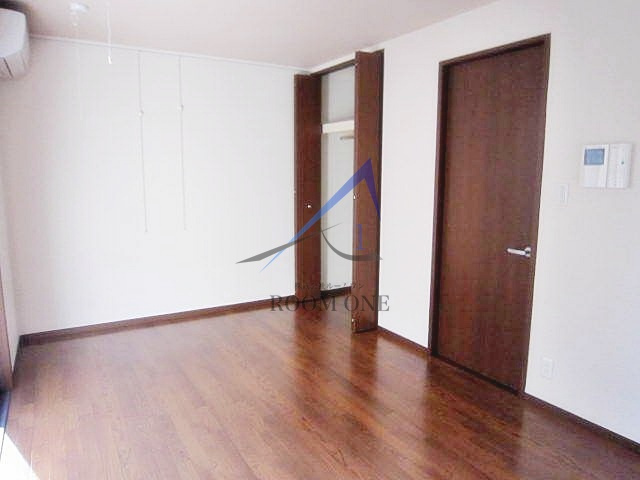 ルシエルの寝室|寝室です。